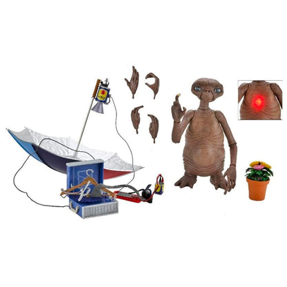 E.T. 40th Anniversary 7" Scale Figures - Ultimate Deluxe E.T. w/ LED Chest & Phone Home Communicator Pop-O-Loco