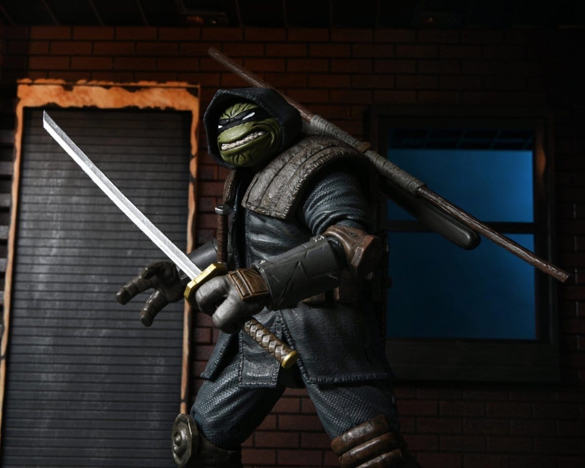Teenage Mutant Ninja Turtles: The Last Ronin Ultimate The Last Ronin (Armored) 7-Inch Scale Action Figure - Pop-O-Loco - NECA