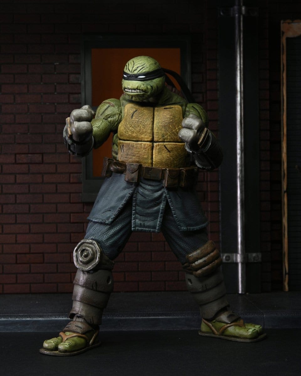 Teenage Mutant Ninja Turtles: The Last Ronin Ultimate The Last Ronin (Unarmored) 7-Inch Scale Action Figure - Pop-O-Loco NECA