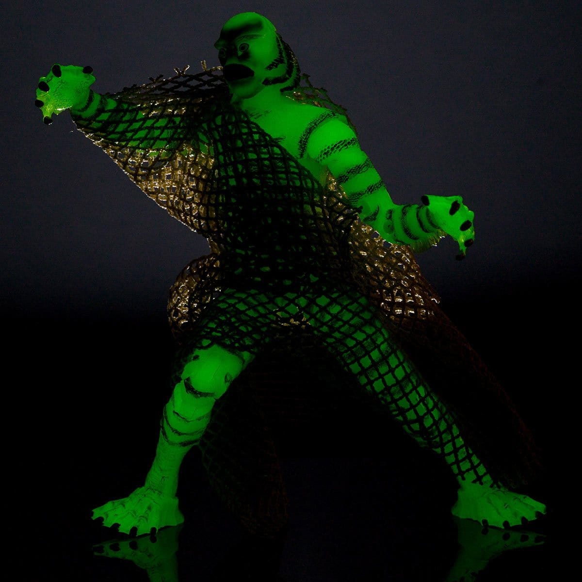Universal Monsters Creature from the Black Lagoon Glow-in-the-Dark 6-Inch Action Figure - EE Exclusive Pop-O-Loco